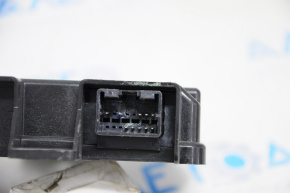Hub Receiver Jeep Cherokee KL 14-18
