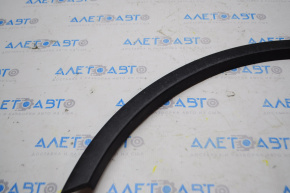 Subaru b9 Tribeca rear right wing trim scratches