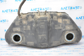 Fuel tank Infiniti G25 G37 4d 09-13 dents