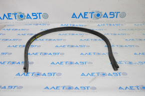 Windscreen wiper grille seal central Infiniti G37 4d 07-15