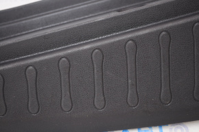 Nissan Versa Note 13-19 Trunk Door Scratches