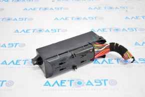Fuse box under the dashboard VW Beetle 12-19