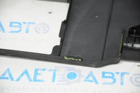Windscreen wiper grille plastic Audi Q5 8R 09-17 bottom, broken latch