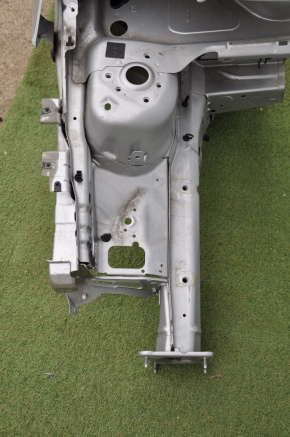 Front quarter right Ford Focus mk3 11-18 silver