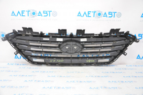 Radiator grill grill Hyundai Sonata 15-17 SE broken fastening, pokes on chrome