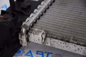 Radiator cooling water Jeep Renegade 15-17 2.4 dented