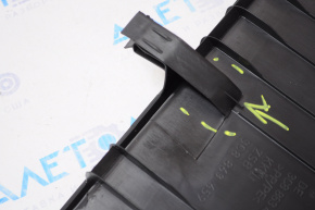 The boot opening trim of the VW CC 08-17 is worn, the fastener is broken