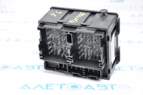 Fuse box under the dashboard Dodge Journey 11-20