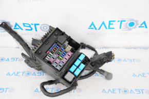 Fuse box underhood with radiator Lexus RX400h 06-08