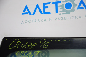 Chevrolet Cruze 16 windshield - air in the edge