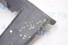 Lower radiator deflector GMC Terrain 10-15 cracks