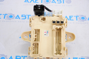 Lexus RX400h 04-09 Trunk Fuse Box