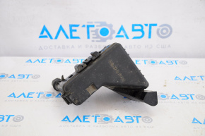 Lexus RX400h 06-08 small underhood fuse box