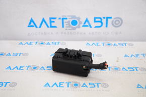 Relay block underhood small Lexus RX400h 06-08
