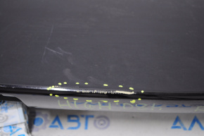 Toyota Highlander 08-10 Tailgate Spoiler Scratches