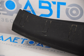 Subaru Forester 14-18 SJ trunk opening trim scratches