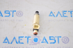 Toyota Highlander 08-10 hybrid fuel injector nozzle