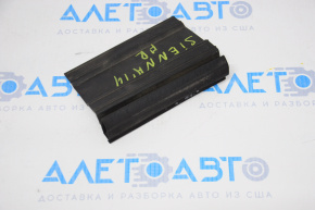 Wing seal hood-wing right Toyota Sienna 11-12