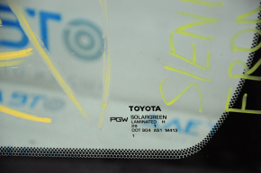 Windshield Toyota Sienna 11-17 without rain sensor with heating