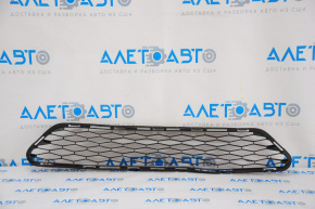 Lower grille of the front bumper Nissan Rogue 14-16, grille tears at the top and bottom