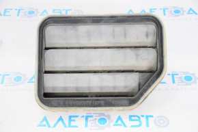 Left ventilation shield Ford Focus mk3 11-18 4d latches are jammed, seal is torn