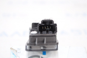 Projection of parking sensors indicator on the windshield Lincoln MKC 15-