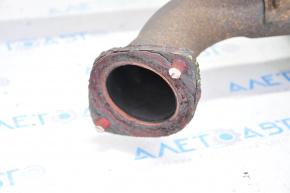 Exhaust line middle part with muffler Toyota Sequoia 08-16 is crushed, studs are sawed off, rusty