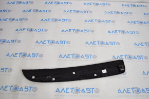 Trunk door glass molding right Toyota Sequoia 08-16