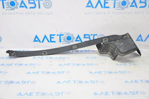 Rear right wing seal Toyota Sequoia 08-16