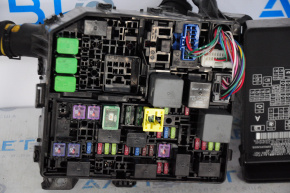 Mitsubishi Outlander 14-15 2.4 Underhood Fuse Box