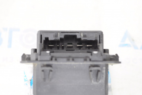 Nissan Leaf 11-17 Registry