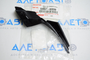 Left wiper grille seal Toyota Sequoia 08-16