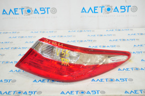 Light outer wing right Toyota Camry v55 15-17 usa broken overlay