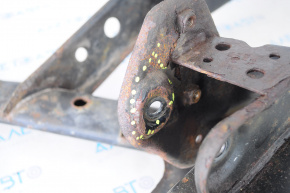 Rear subframe VW Tiguan 09-17 AWD rusty, dented fastener, 2 S\B to be replaced