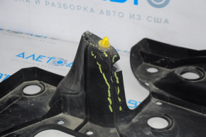 Underbody protection rear left Mazda 3 14-18 BM fasteners torn