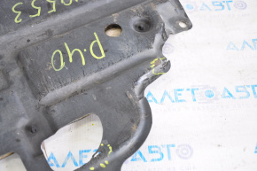 Engine protection central Toyota Prius V 12-17 cracks