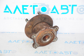 Rear right hub Ford Escape MK3 13-19 AWD rusty
