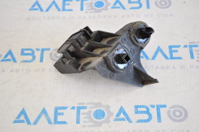 Right small rear bumper mount for Toyota Prius V 12-17