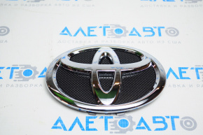 Toyota Camry v50 12-14 usa grille emblem