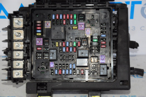 Fuse box underhood Chevrolet Camaro 16- 2.0 broken mount