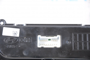 Hyundai Sonata 15-17 Clock Panel Without Radio Control