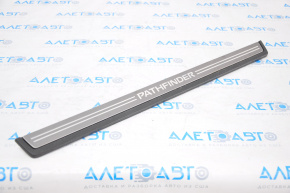 Door sill trim outer front right Nissan Pathfinder 13-20 black with chrome, worn