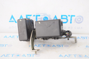 Infiniti QX50 19-25 small underhood fuse box
