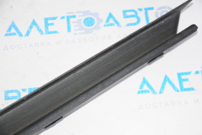 Insert in the side grille of the front bumper right VW Jetta 15-18 USA without fog lights, scratch