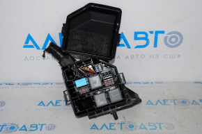 Fuse box underhood right Toyota Avalon 13-18 2.5 hybrid