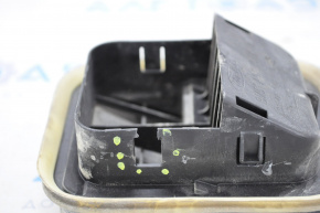 Ventilation shield left Ford Focus mk3 11-18 5d broken fastener