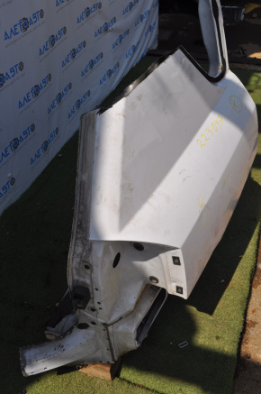 Quarter wing rear right Jeep Compass 11-16 white, bumpers, rusty threshold