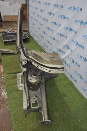 Front right quarter Ford Escape MK3 13-14 prerest green