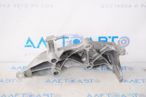 Engine mount bracket right upper Nissan Pathfinder 13-20