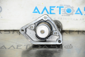 Thermostat housing Infiniti G25 G35 G37 4d 06-14